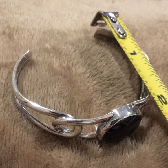 TAXCO Black Onyx Cabochon and Split Shank Sterling Silver Cuff Bangle - Picture 7 of 8